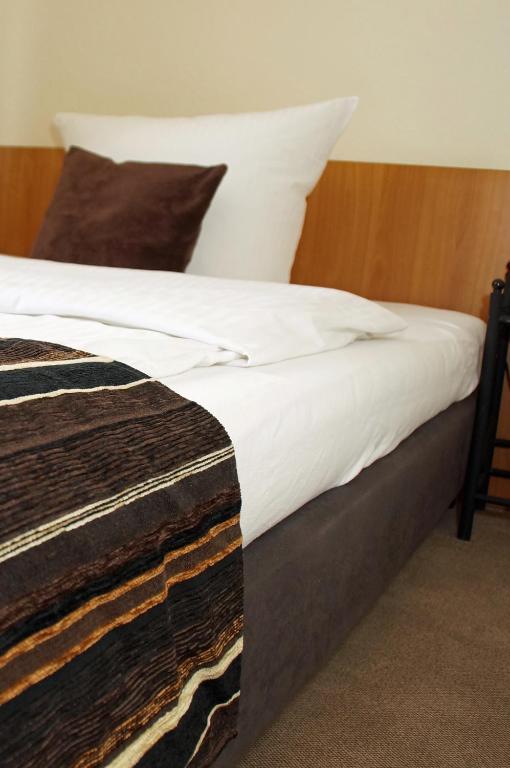 Gut Hotel Stadt Белиц Номер фото